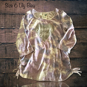 Size 6 Lily Bleu Top